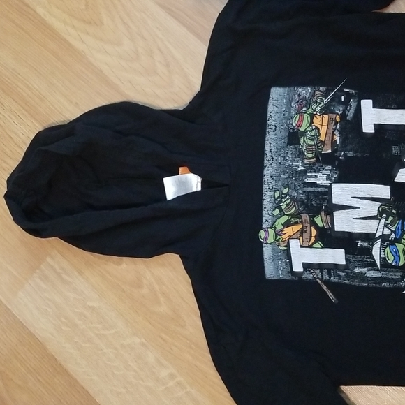 Nickelodeon tmnt black long sleeve shirt with hoodie boys medium - Picture 4 of 8